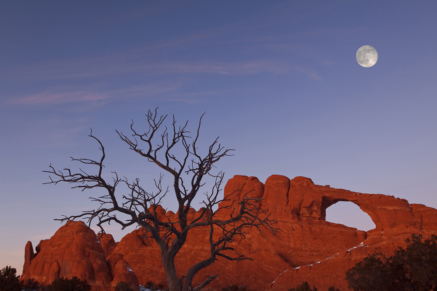 Skyline Arch and Full Moon, Arches National Park, Moab, Utah, USA